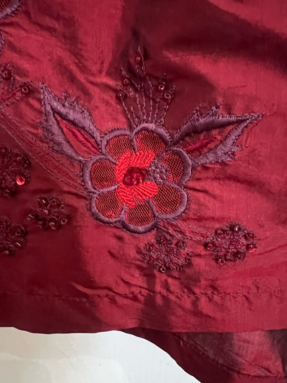 Y2K French Connection Burgundy Silk embellished bias cut skirt, size 6 / Small - Picture 6 of 12